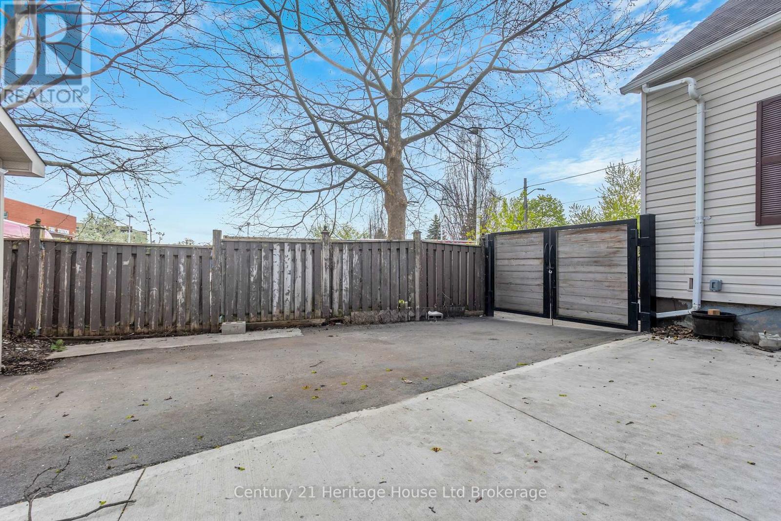 1098 Frances Street, London East (East M), Ontario  N5W 2L7 - Photo 21 - X13076814