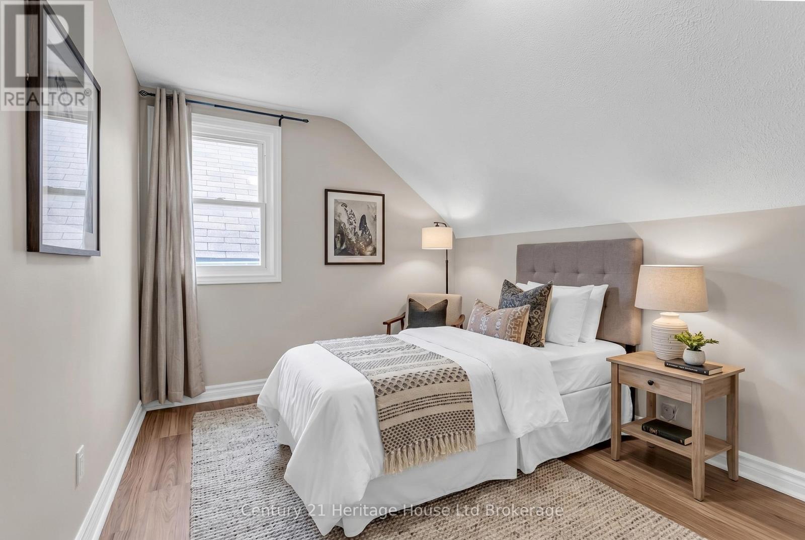 1098 Frances Street, London East (East M), Ontario  N5W 2L7 - Photo 31 - X13076814