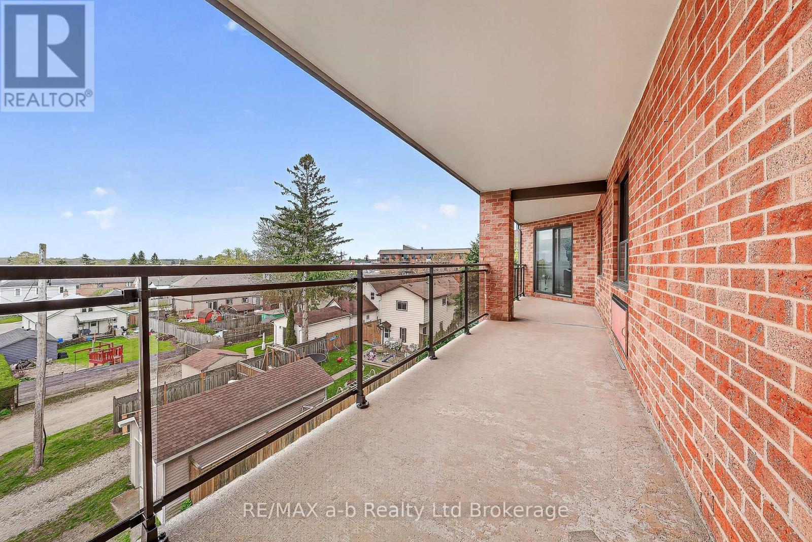 402 - 75 Bridge Street E, Tillsonburg, Ontario  N4G 1T1 - Photo 4 - X13079408