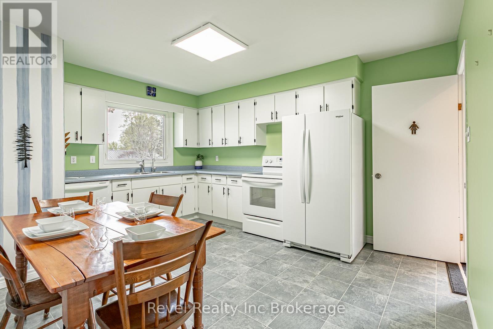 311 Tunis Street, Ingersoll (Ingersoll - South), Ontario  N5C 1W9 - Photo 8 - X13081502