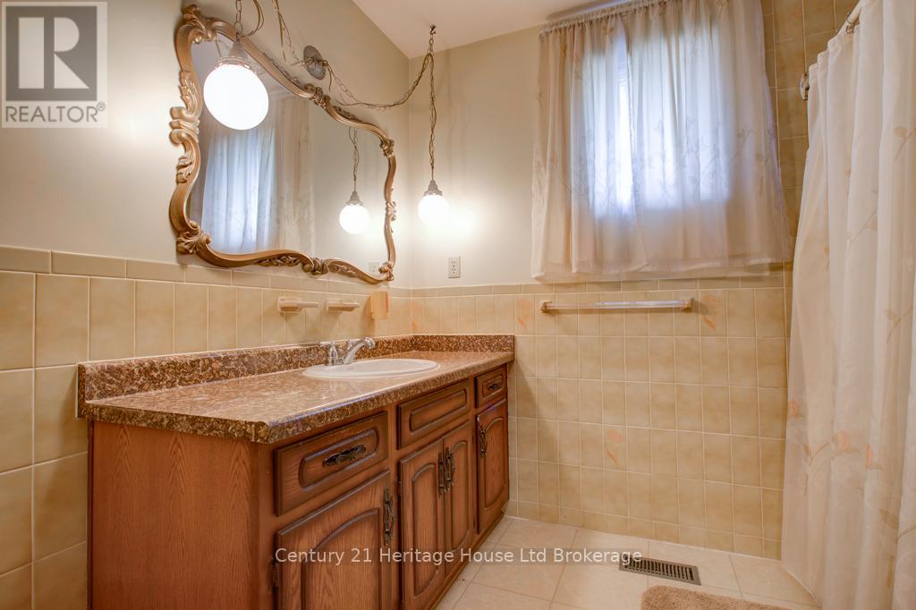 165 Park Row, Woodstock (Woodstock - South), Ontario  N4S 1V9 - Photo 18 - X13086184