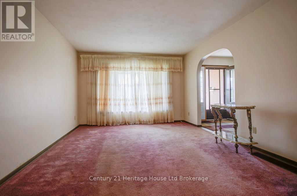 165 Park Row, Woodstock (Woodstock - South), Ontario  N4S 1V9 - Photo 5 - X13086184