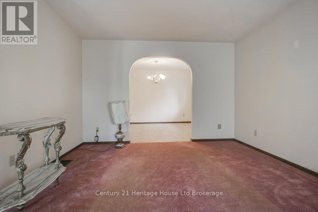 165 Park Row, Woodstock (Woodstock - South), Ontario  N4S 1V9 - Photo 6 - X13086184