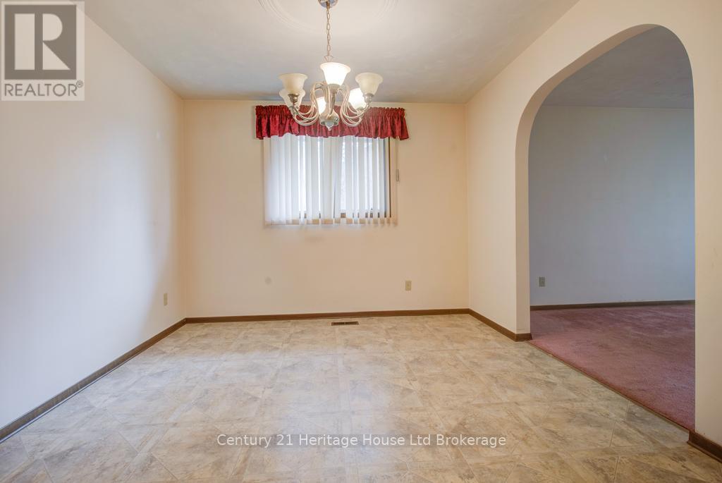 165 Park Row, Woodstock (Woodstock - South), Ontario  N4S 1V9 - Photo 7 - X13086184