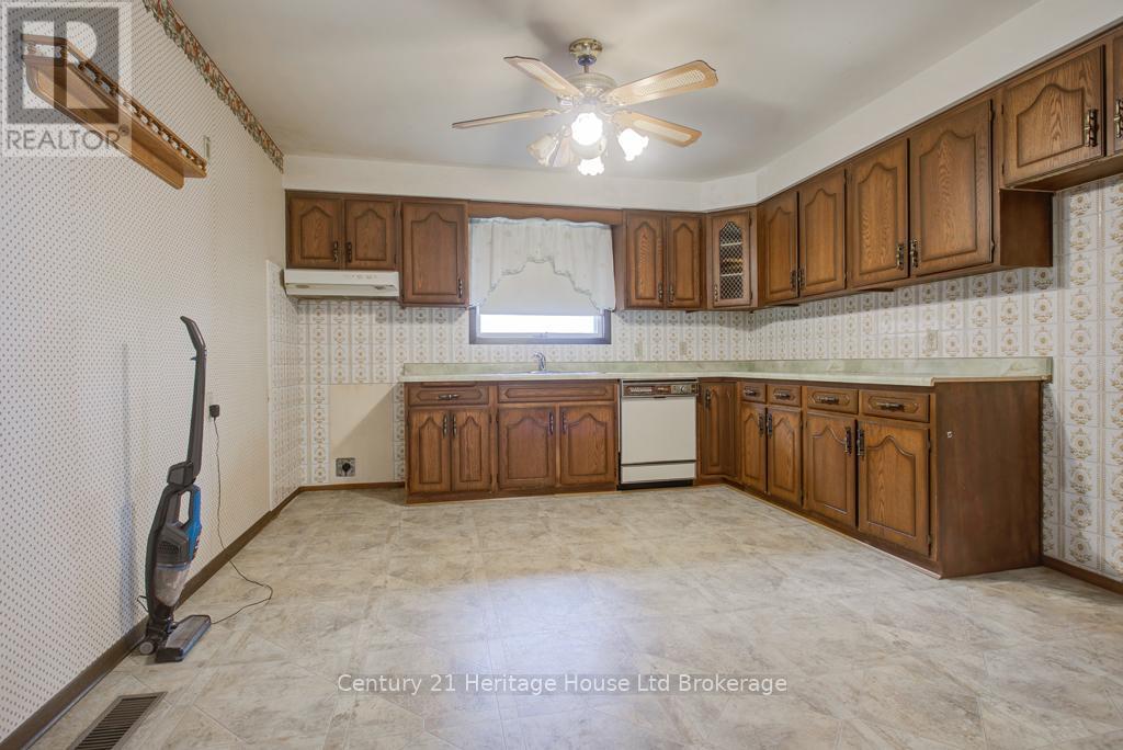 165 Park Row, Woodstock (Woodstock - South), Ontario  N4S 1V9 - Photo 8 - X13086184