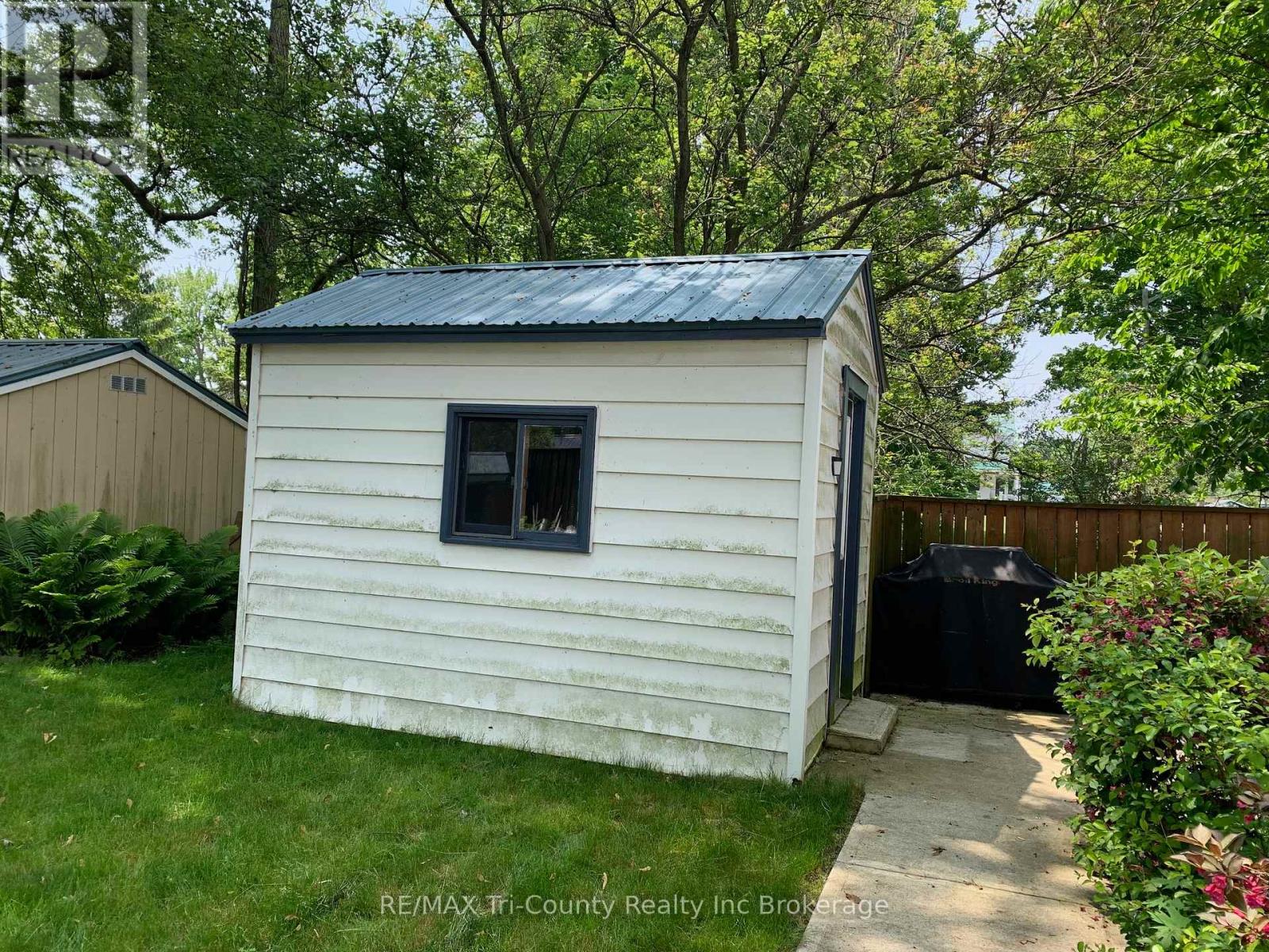 11 Elizabeth Street, Bayham (Port Burwell), Ontario  N0J 1T0 - Photo 15 - X13087258