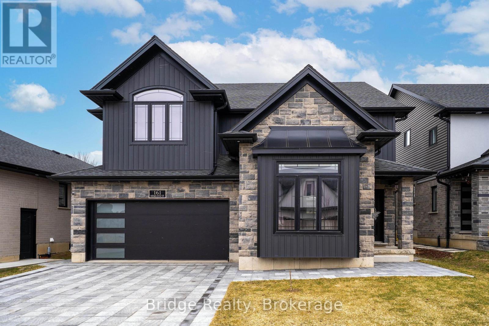 161 Hemlock Street, Woodstock (Woodstock - North), Ontario  N4S 0E4 - Photo 2 - X13087926