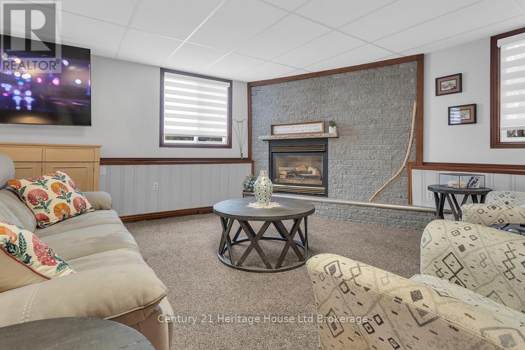 1668 Perth 123 Road, Perth South (Blanshard), Ontario  N4X 1C6 - Photo 23 - X13089940