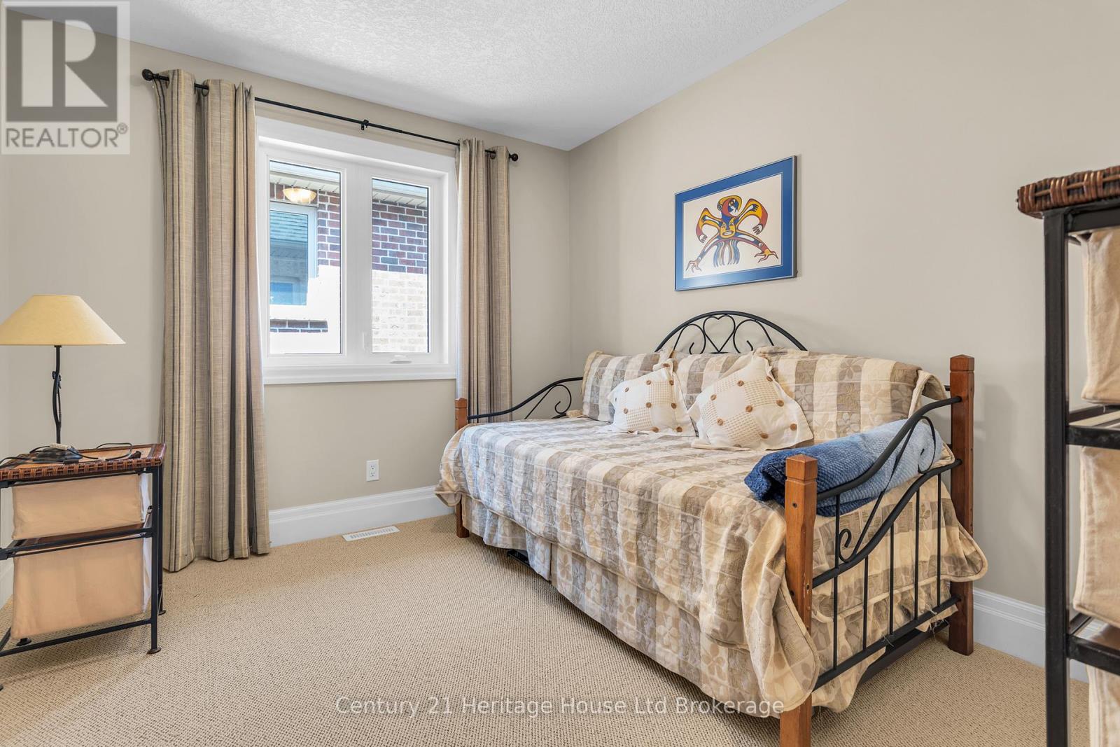 7 Lyndale Road, Tillsonburg, Ontario  N4G 5V9 - Photo 18 - X13092472