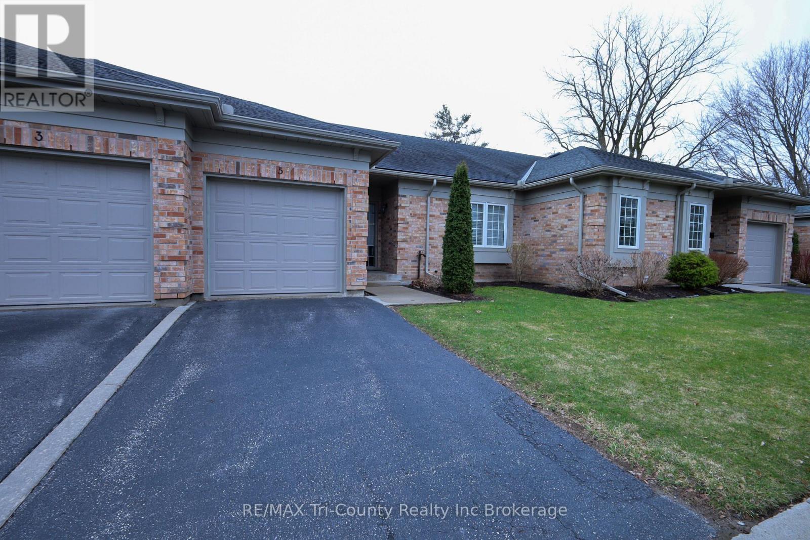 Unit 5 - 87 King Street W, Tillsonburg, Ontario  N4G 5V1 - Photo 2 - X13101908