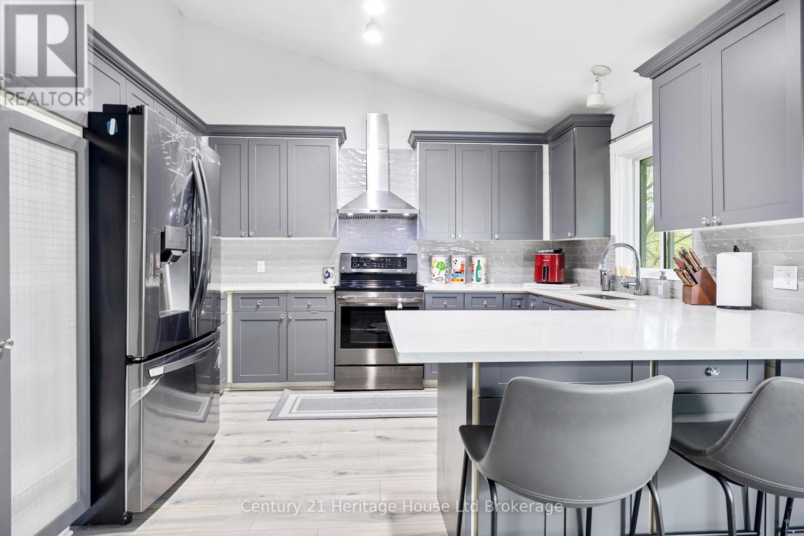 86 Lysanda Court, London South (South T), Ontario  N5Z 4L4 - Photo 10 - X13104838