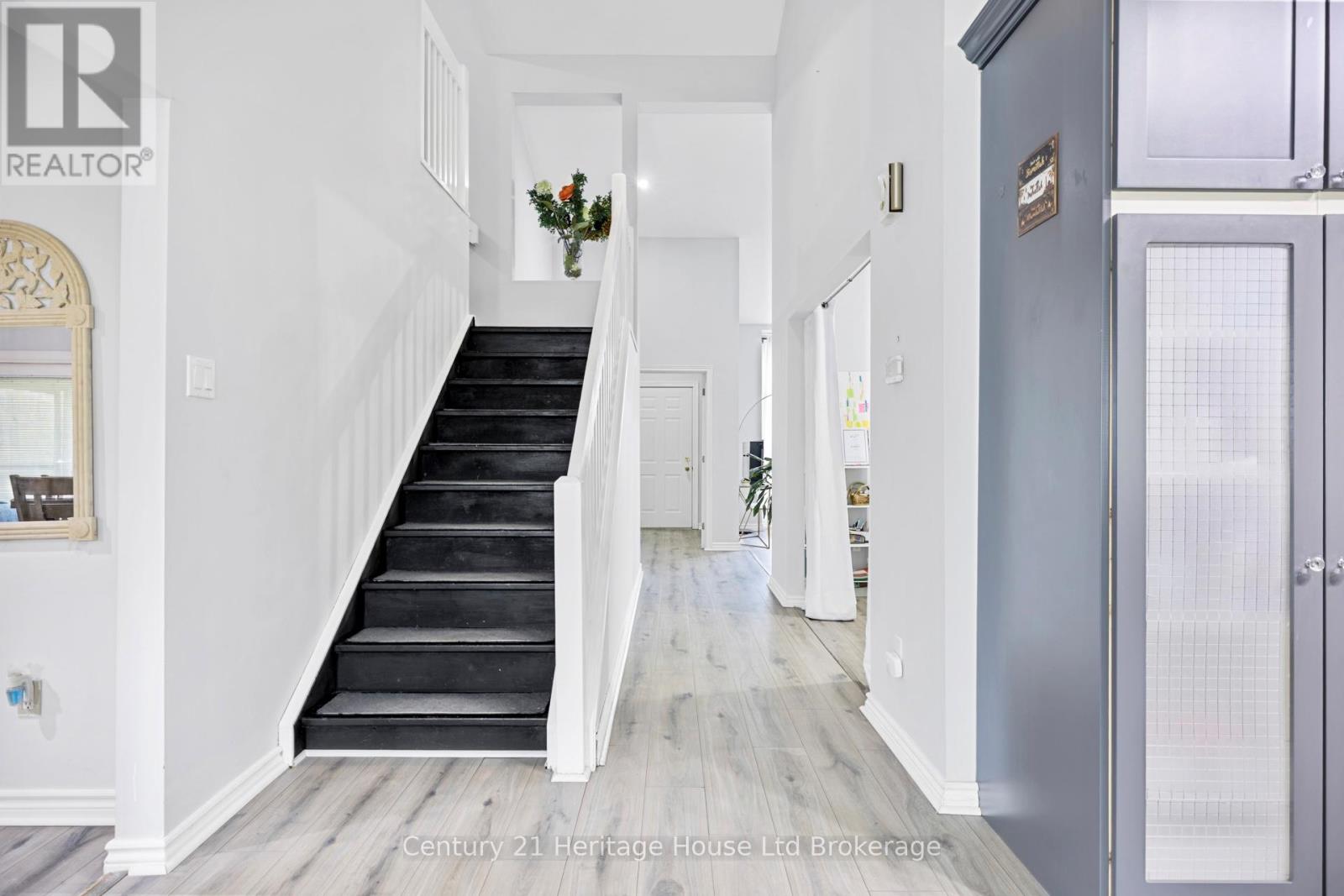 86 Lysanda Court, London South (South T), Ontario  N5Z 4L4 - Photo 8 - X13104838