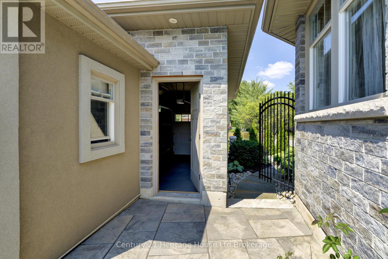 563 Lakeview Drive, Woodstock (Woodstock - North), Ontario  N4T 0C7 - Photo 46 - X13109272