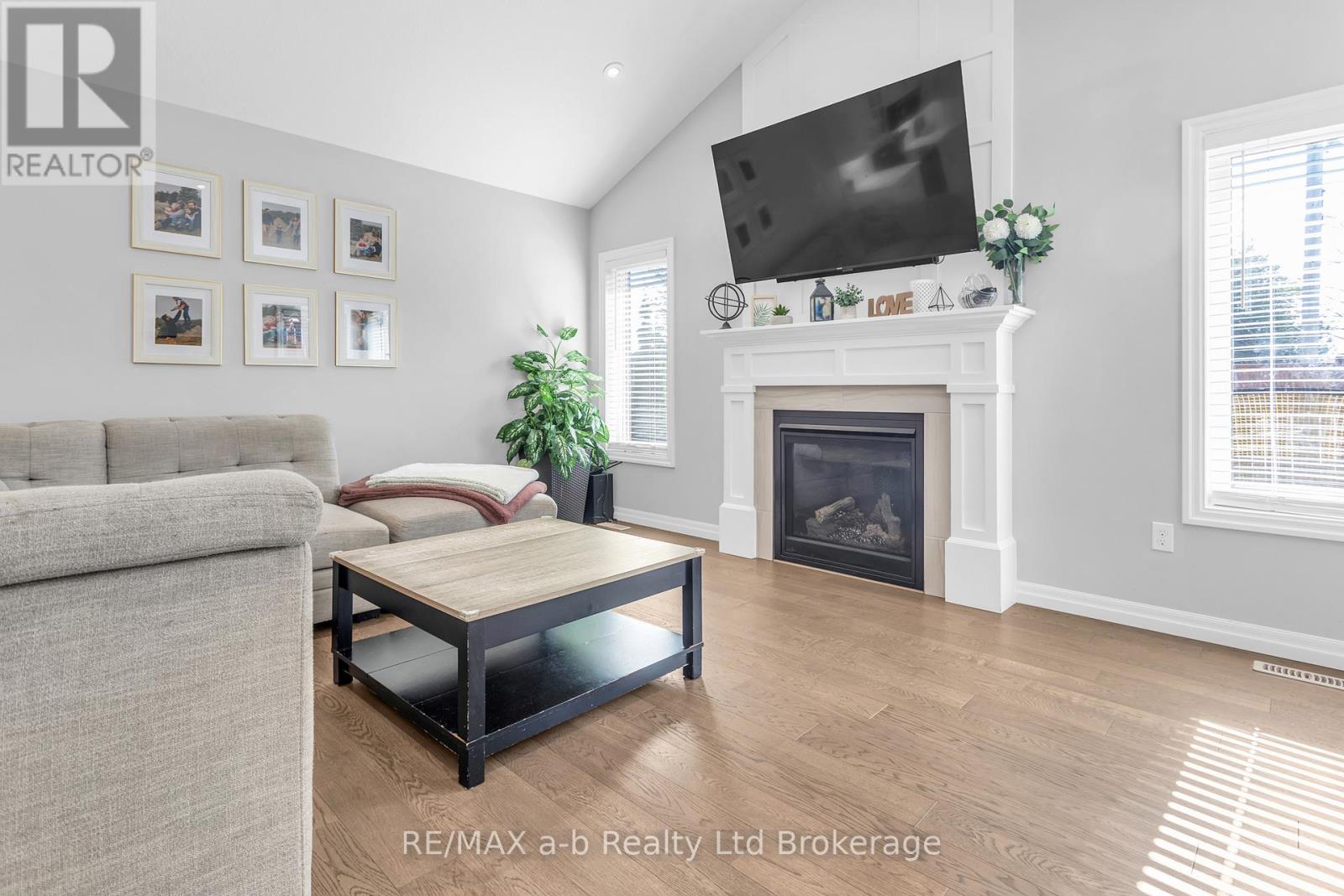 7 Arnold Street, Tillsonburg, Ontario  N4G 0G9 - Photo 7 - X13110266