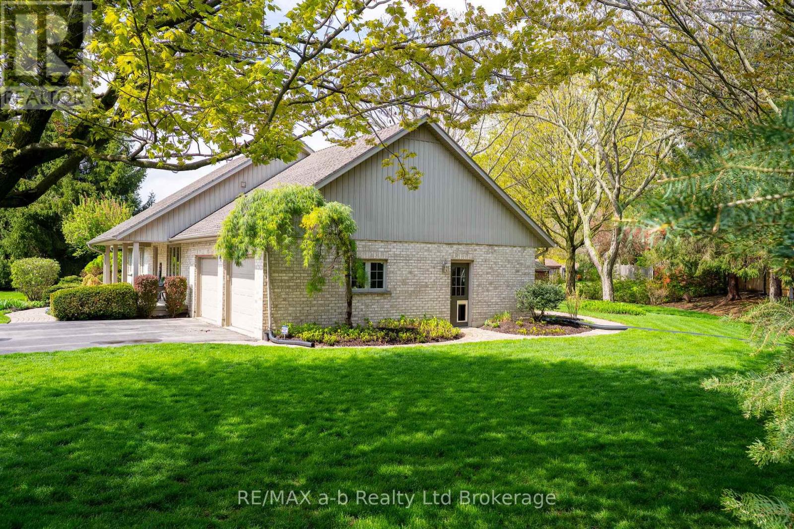 4 Otterview Drive, Norwich (Otterville), Ontario  N0J 1R0 - Photo 4 - X13112344