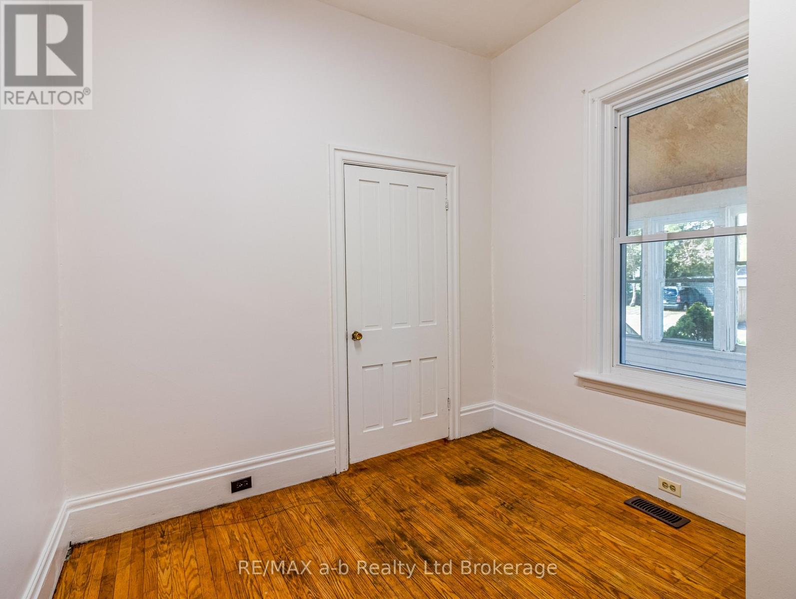 544 Grace Street, Woodstock (Woodstock - North), Ontario  N4S 4N8 - Photo 17 - X13113350
