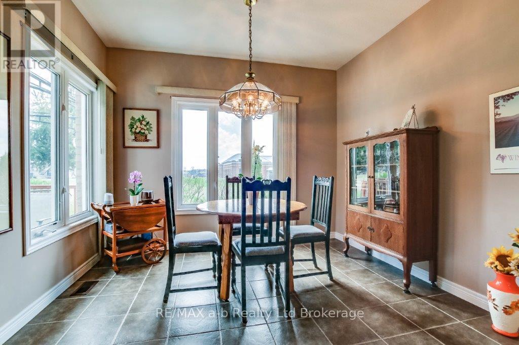 717 Garden Court Crescent, Woodstock (Woodstock - North), Ontario  N4T 0A2 - Photo 12 - X13114290