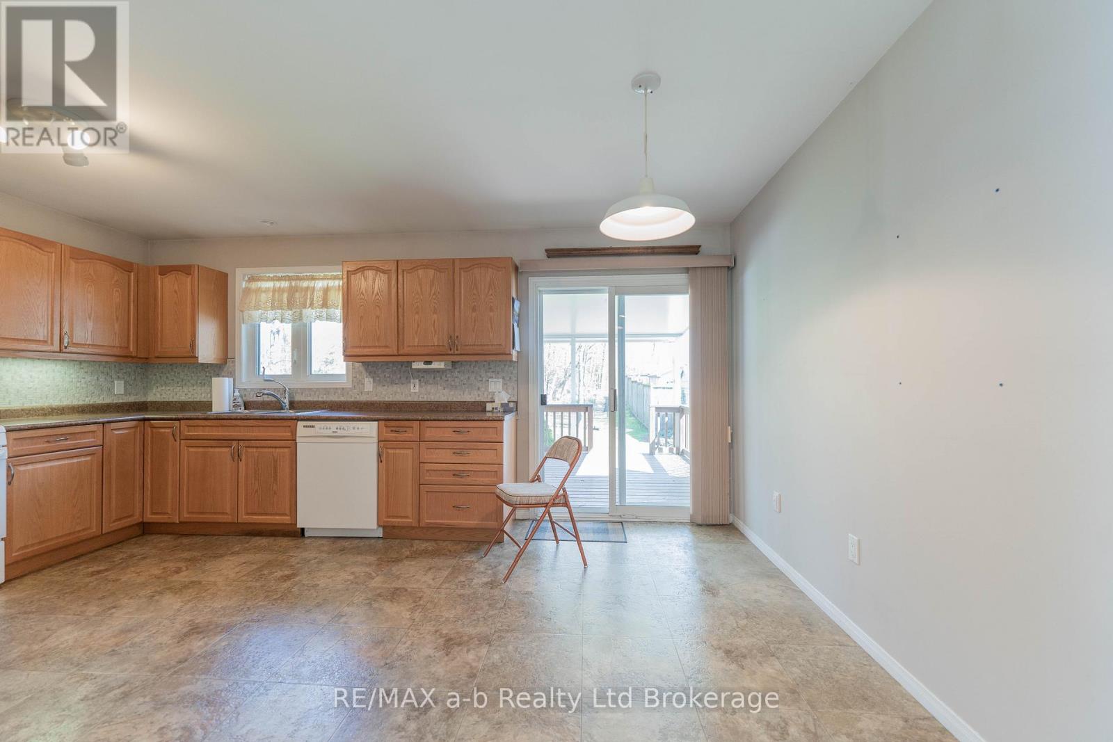 44 Beech Boulevard, Tillsonburg, Ontario  N4G 5R8 - Photo 15 - X13114782