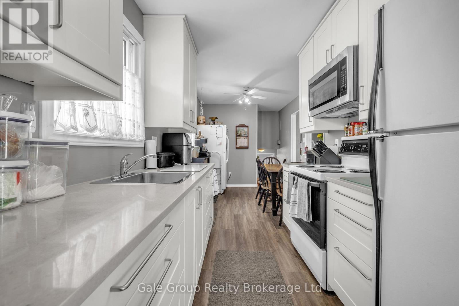 33 Inverness Street, Brantford, Ontario  N3V 1A9 - Photo 5 - X13124652