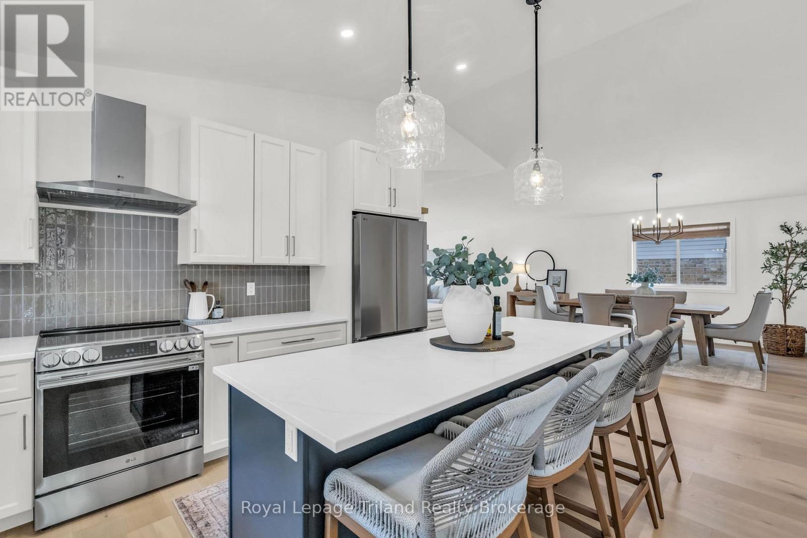 64 Hickory Boulevard W, Strathroy-Caradoc (Se), Ontario  N7G 4E9 - Photo 11 - X13126182
