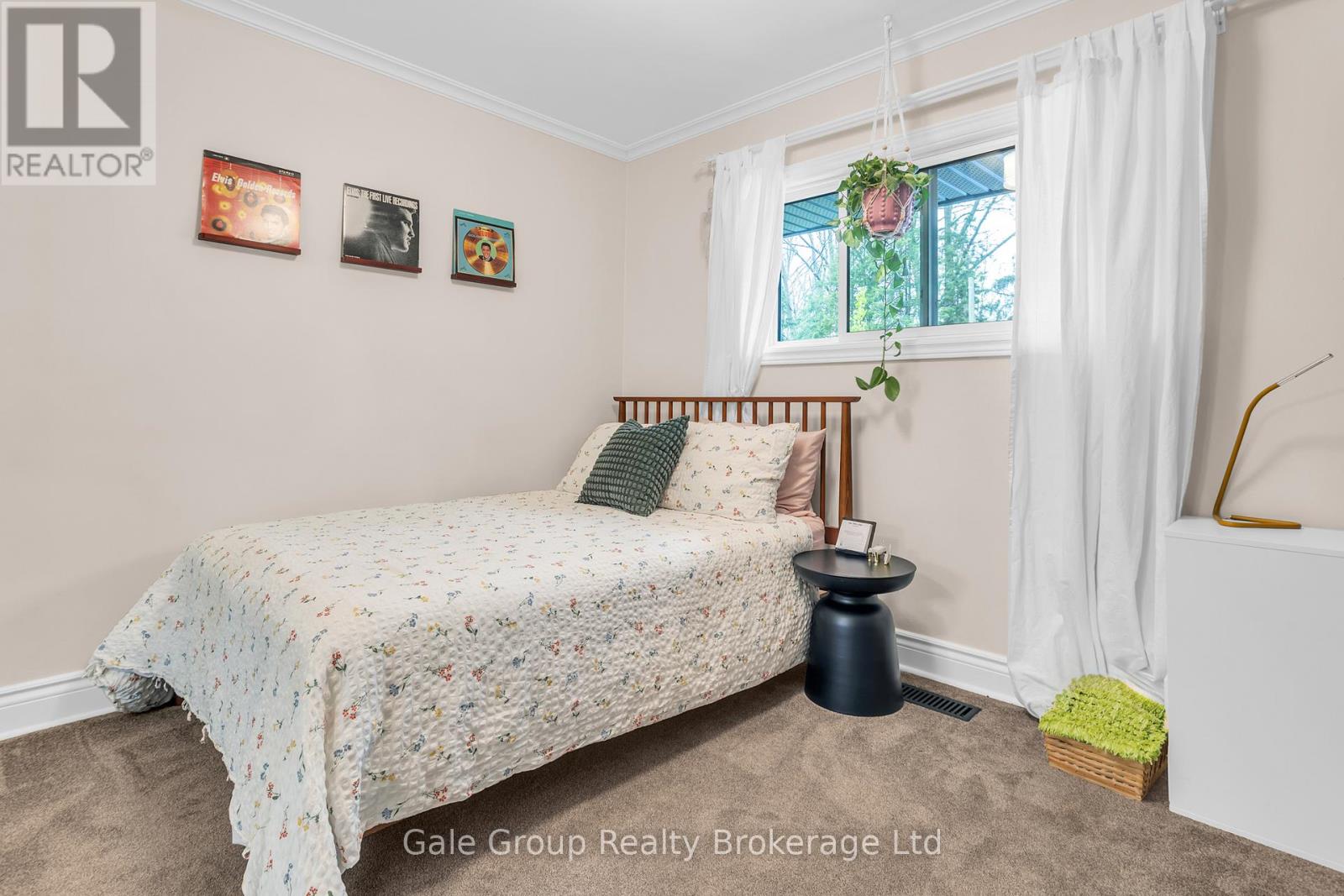 9 Strathcona Drive, London East (East O), Ontario  N5W 1P7 - Photo 10 - X13126194