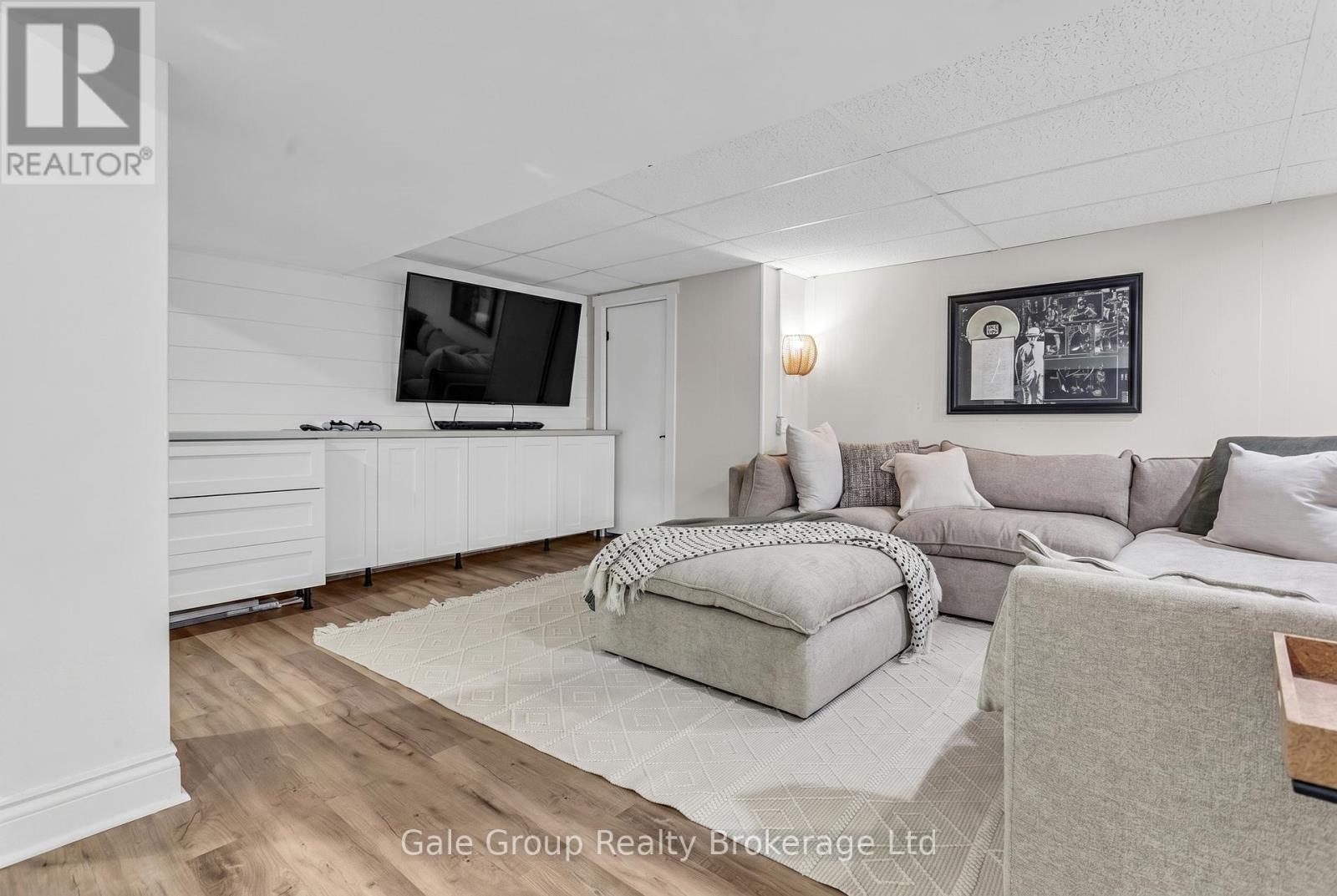 9 Strathcona Drive, London East (East O), Ontario  N5W 1P7 - Photo 13 - X13126194