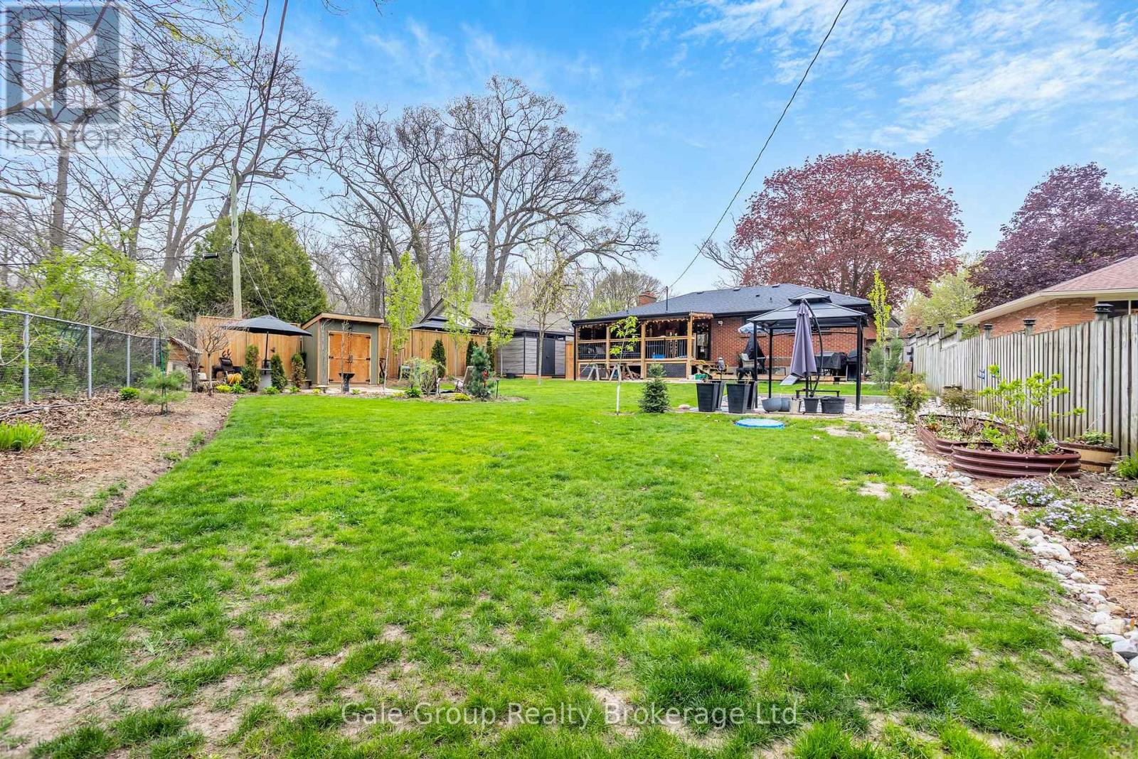 9 Strathcona Drive, London East (East O), Ontario  N5W 1P7 - Photo 16 - X13126194