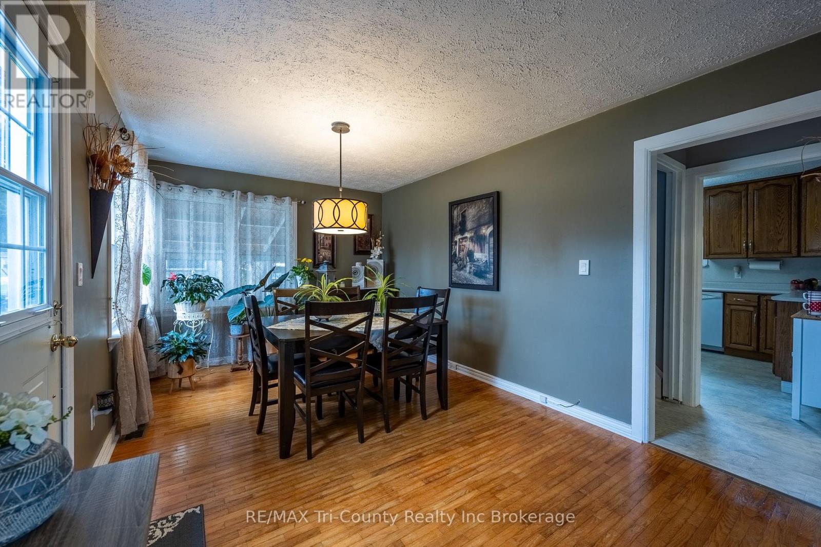 23 Pine Street, Tillsonburg, Ontario  N4G 1L5 - Photo 13 - X13129680