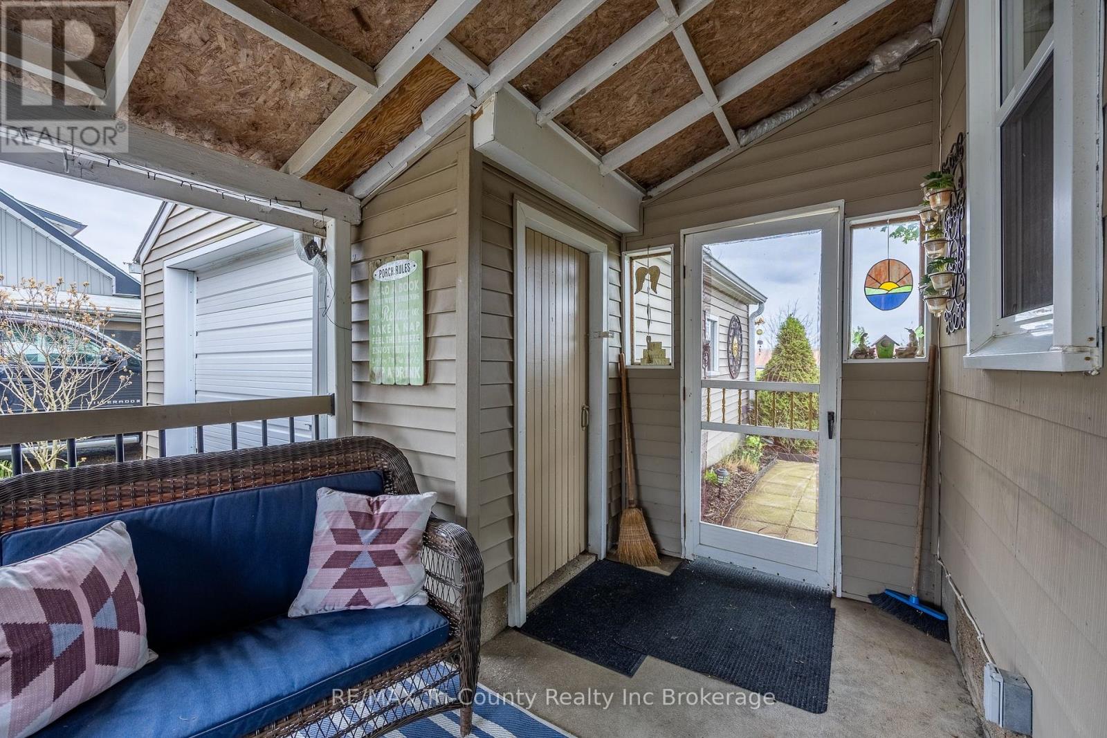 23 Pine Street, Tillsonburg, Ontario  N4G 1L5 - Photo 8 - X13129680
