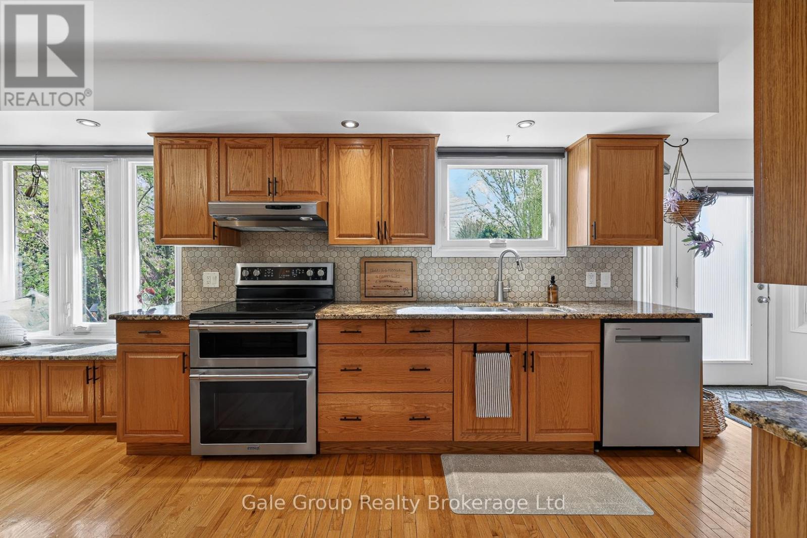 89 Lindsay Road, Woodstock (Woodstock - South), Ontario  N4V 1A8 - Photo 6 - X13135006