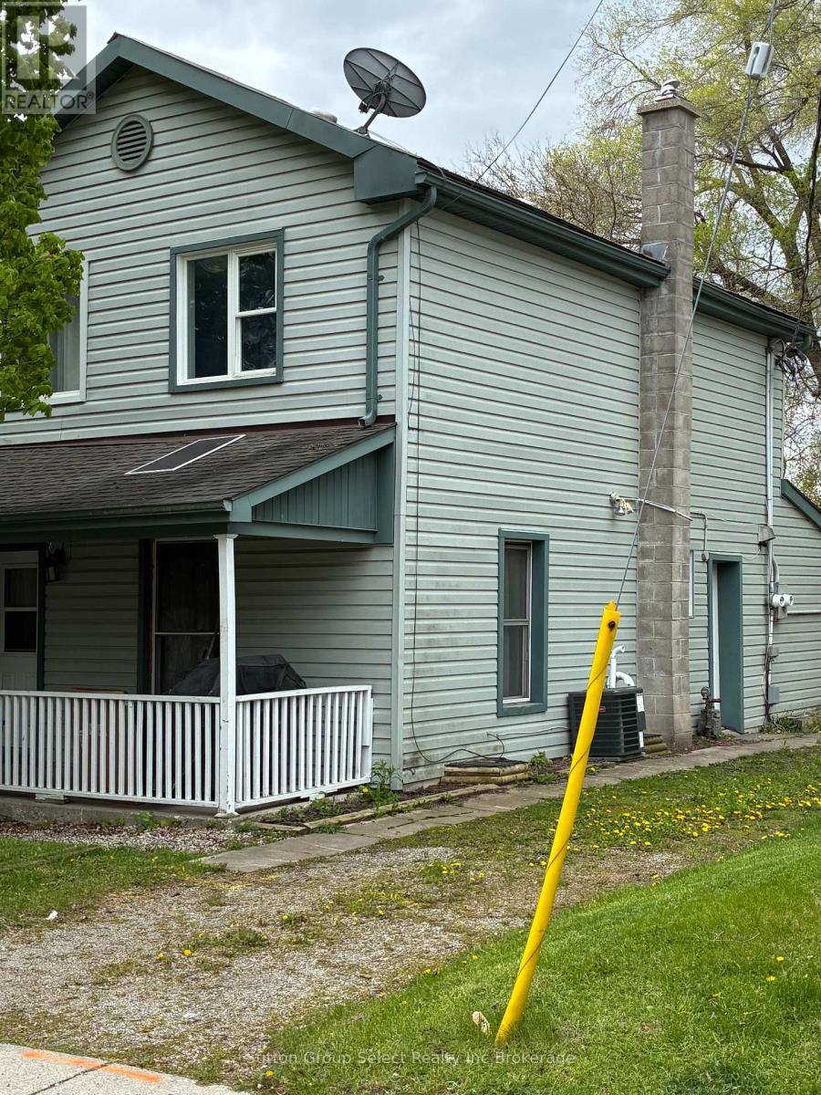 100 Finkle Street, Woodstock (Woodstock - South), Ontario  N4S 3C8 - Photo 2 - X13137310