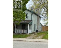 100 FINKLE STREET, woodstock (woodstock - south), Ontario