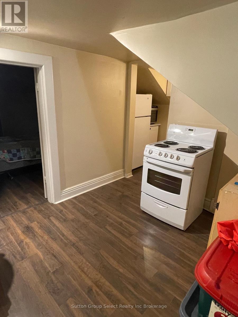 50 Perry Street, Woodstock (Woodstock - South), Ontario  N4S 3C3 - Photo 8 - X13137332