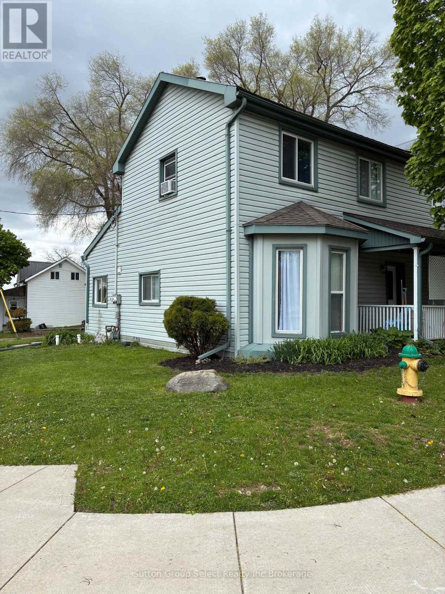 102 Finkle Street, Woodstock (Woodstock - South), Ontario  N4S 3C8 - Photo 2 - X13137372