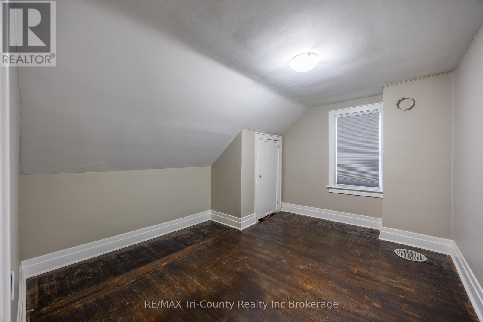 33 Wellington Street, Bayham (Port Burwell), Ontario  N0J 1T0 - Photo 16 - X13140958