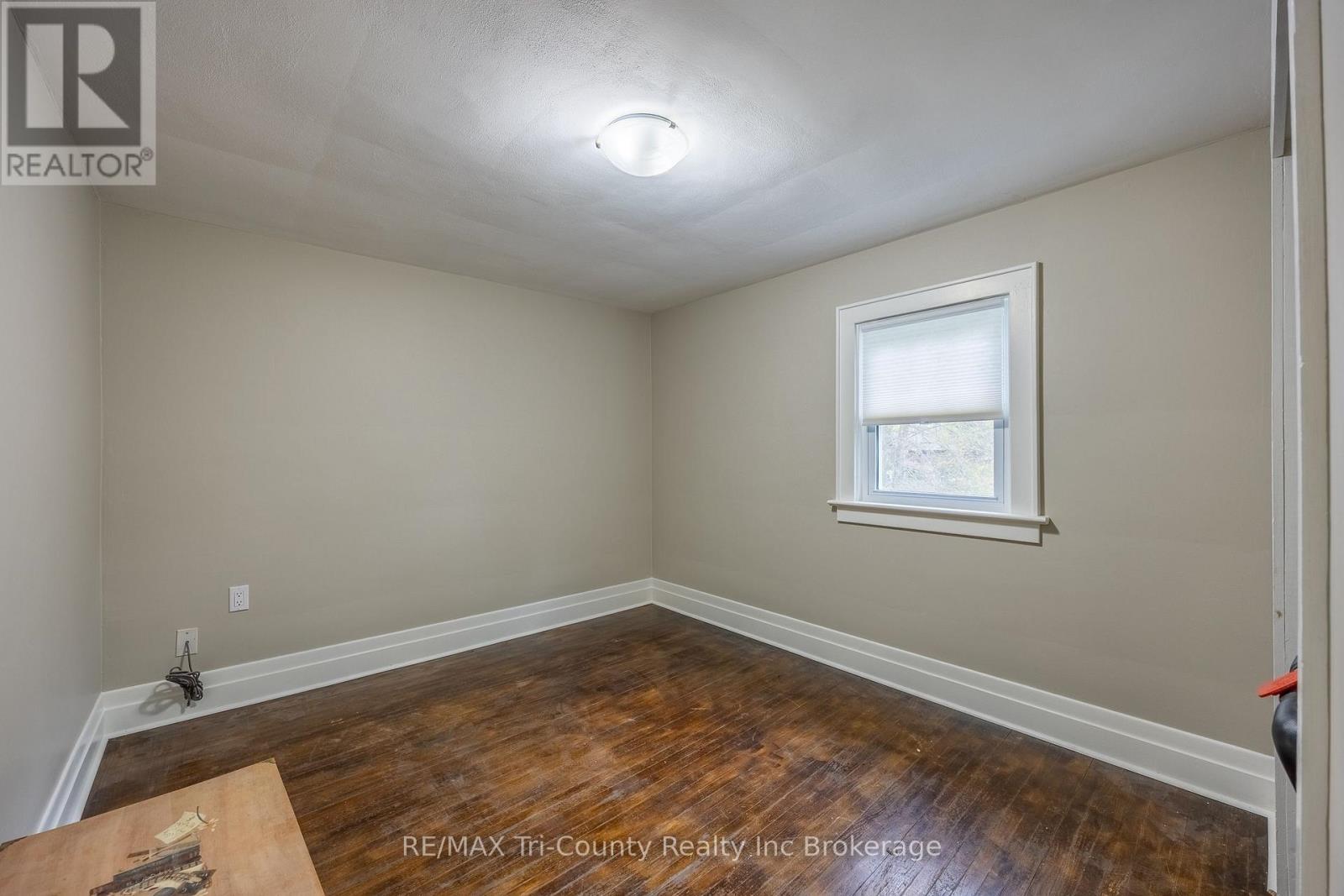 33 Wellington Street, Bayham (Port Burwell), Ontario  N0J 1T0 - Photo 17 - X13140958