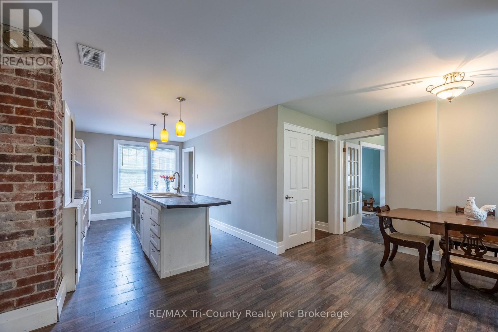 33 Wellington Street, Bayham (Port Burwell), Ontario  N0J 1T0 - Photo 8 - X13140958