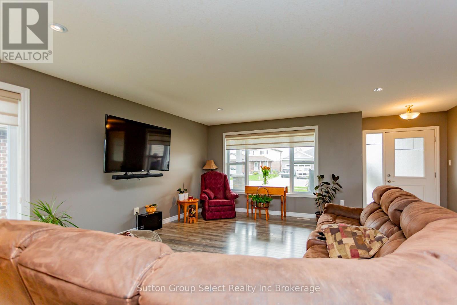 86 Walker Road, Ingersoll (Ingersoll - South), Ontario  N5C 0A6 - Photo 10 - X13141244