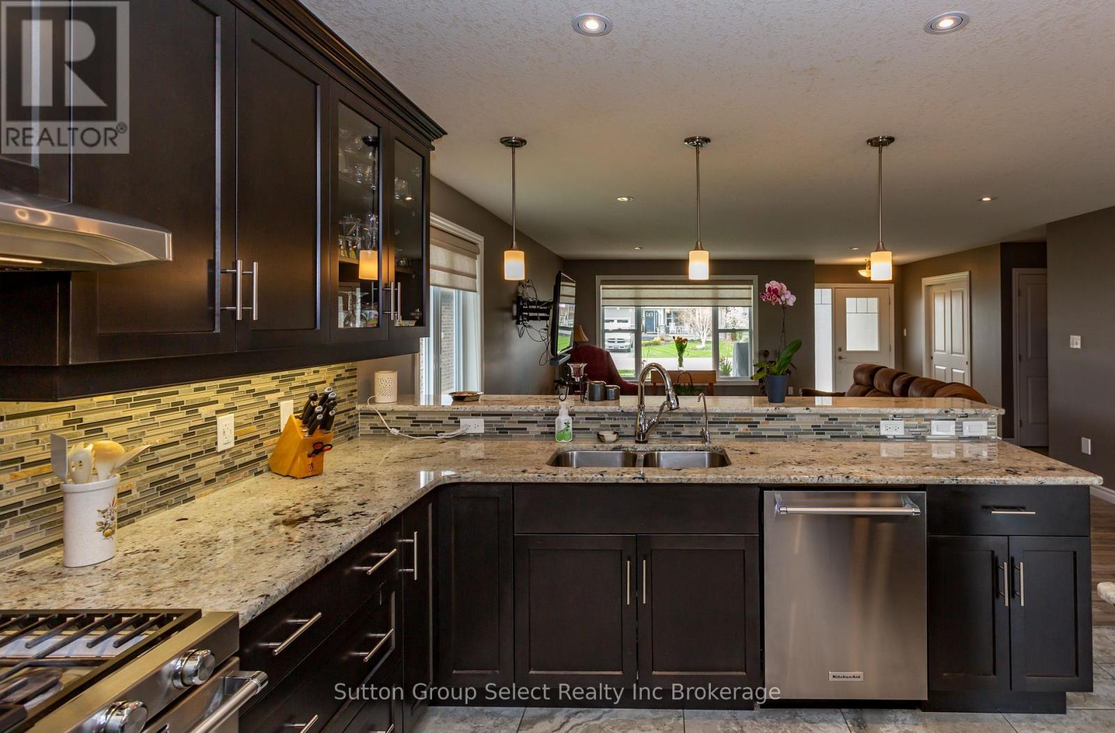 86 Walker Road, Ingersoll (Ingersoll - South), Ontario  N5C 0A6 - Photo 12 - X13141244