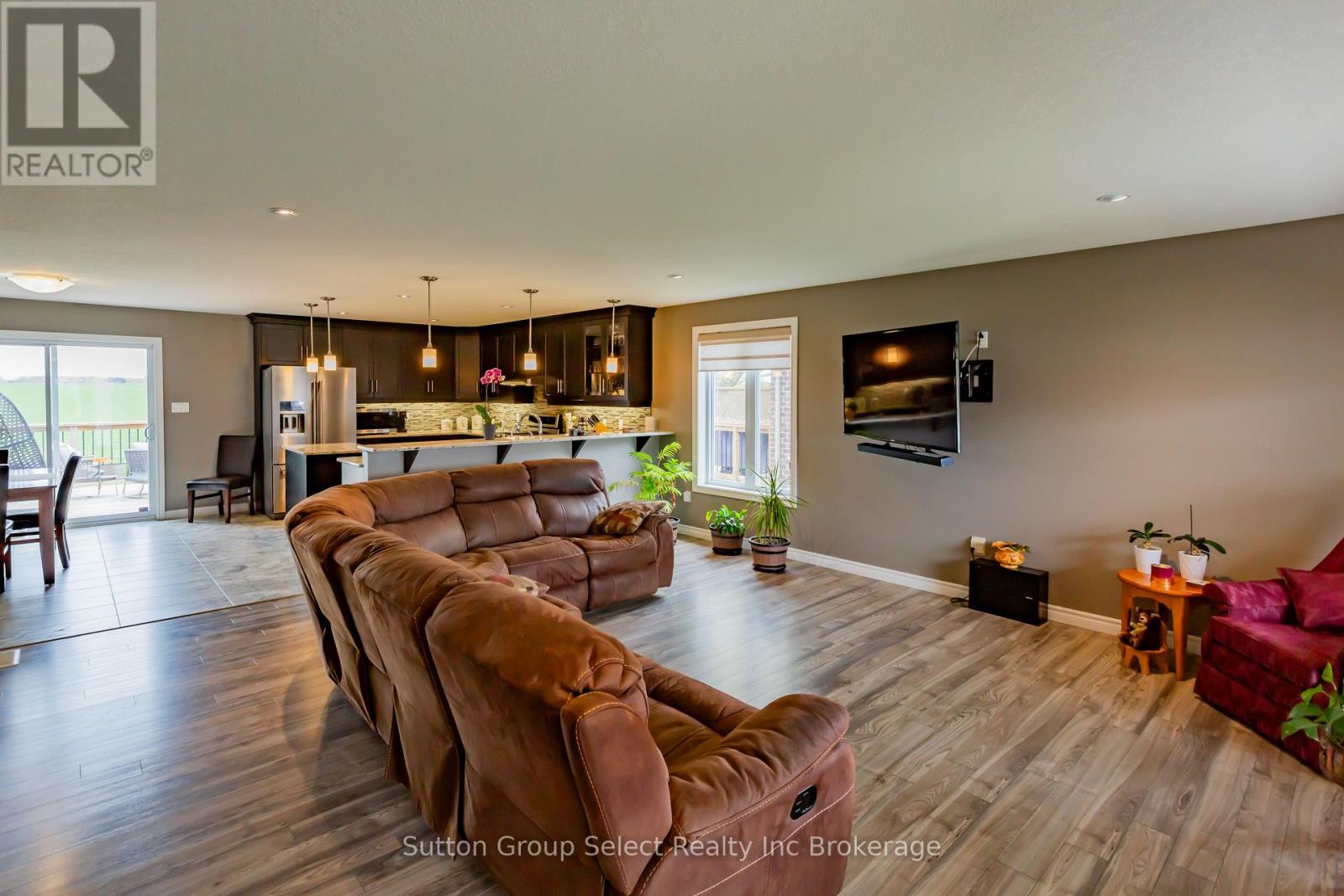 86 Walker Road, Ingersoll (Ingersoll - South), Ontario  N5C 0A6 - Photo 3 - X13141244