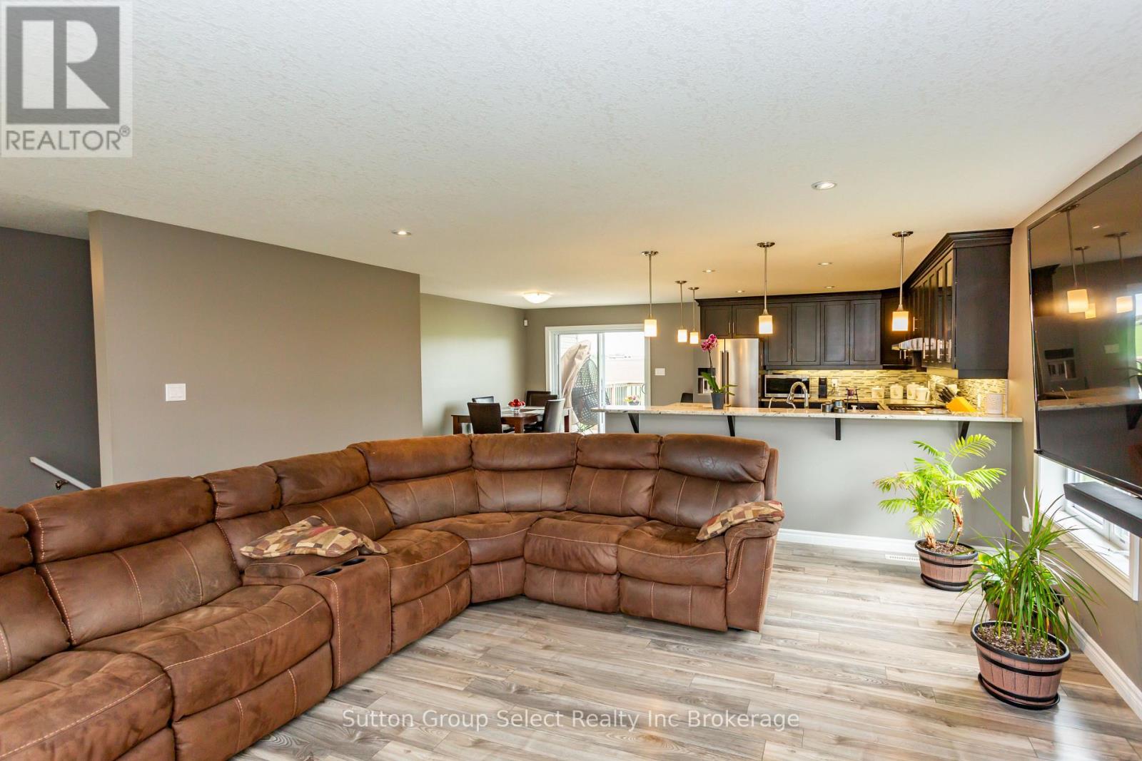 86 Walker Road, Ingersoll (Ingersoll - South), Ontario  N5C 0A6 - Photo 5 - X13141244