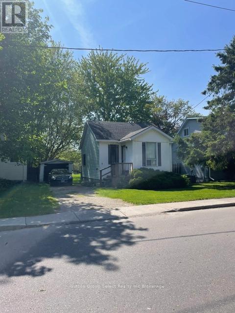 9 Waterloo Street, Woodstock (Woodstock - South), Ontario  N4S 2S9 - Photo 2 - X13141702