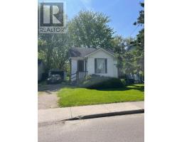 9 WATERLOO STREET, woodstock (woodstock - south), Ontario