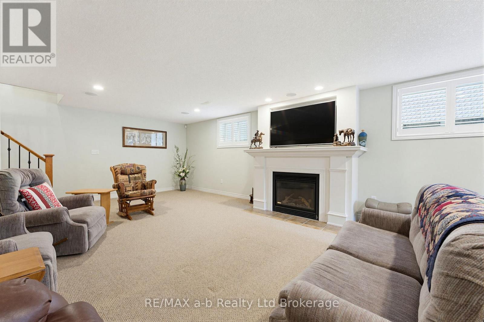 911 Ridgewood Drive, Woodstock (Woodstock - North), Ontario  N4T 0B8 - Photo 18 - X13144818