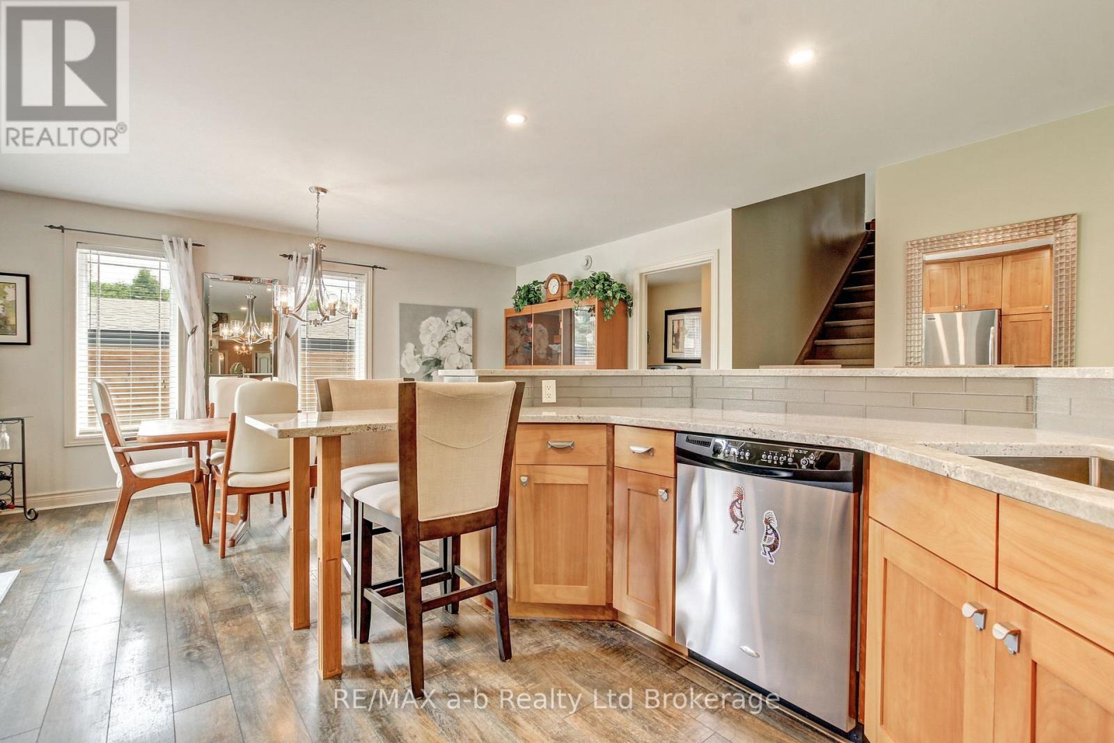 7 Otterview Drive, Norwich (Otterville), Ontario  N0J 1R0 - Photo 17 - X13146052