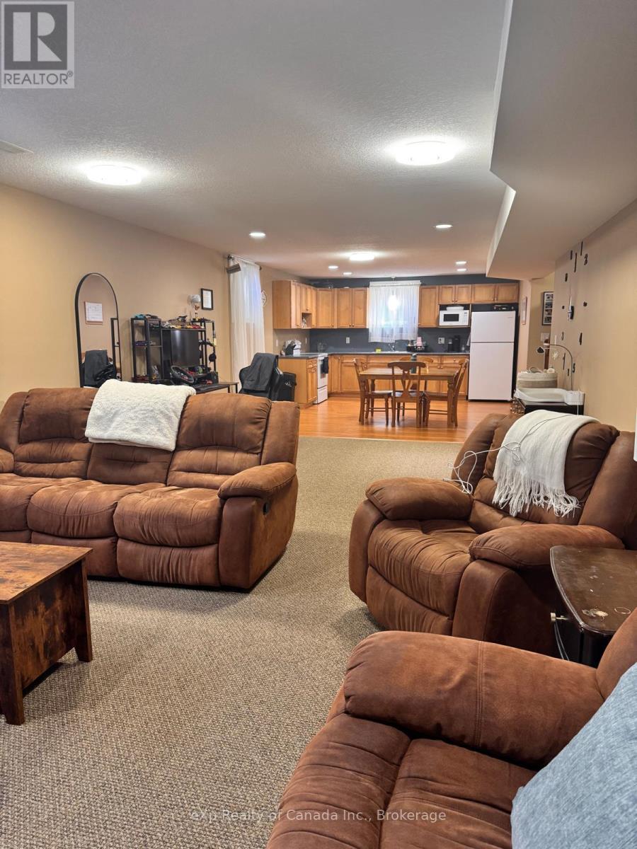 2 Owen Street, Ingersoll (Ingersoll - South), Ontario  N5C 4H3 - Photo 6 - X13146836