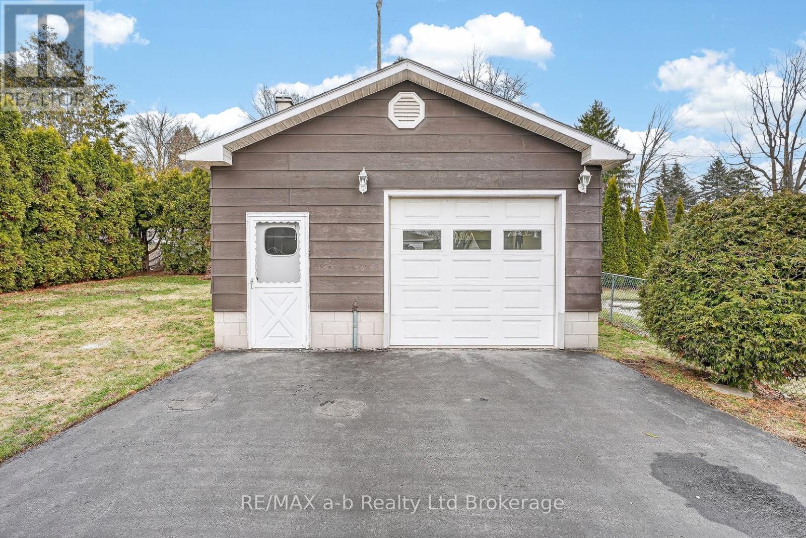 42 Princess Park Road, Ingersoll (Ingersoll - South), Ontario  N5C 1X8 - Photo 34 - X13147922