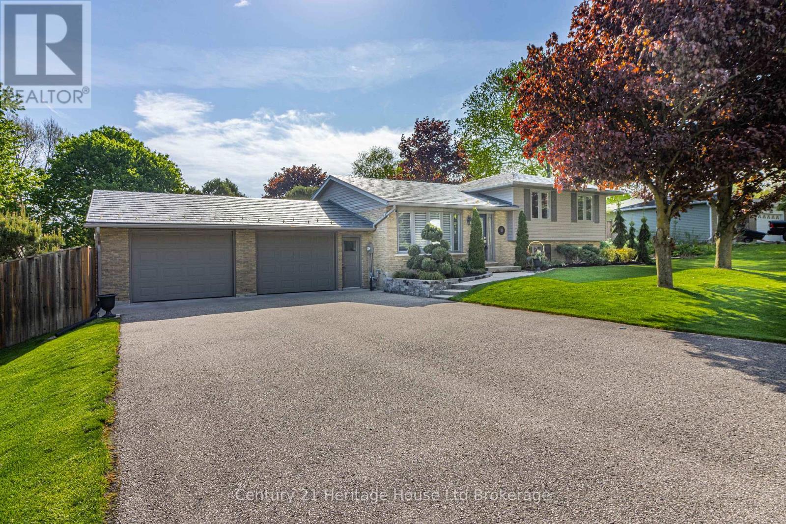 11 Millard Street, South-West Oxford (Sweaburg), Ontario  N4S 7V6 - Photo 2 - X13155388