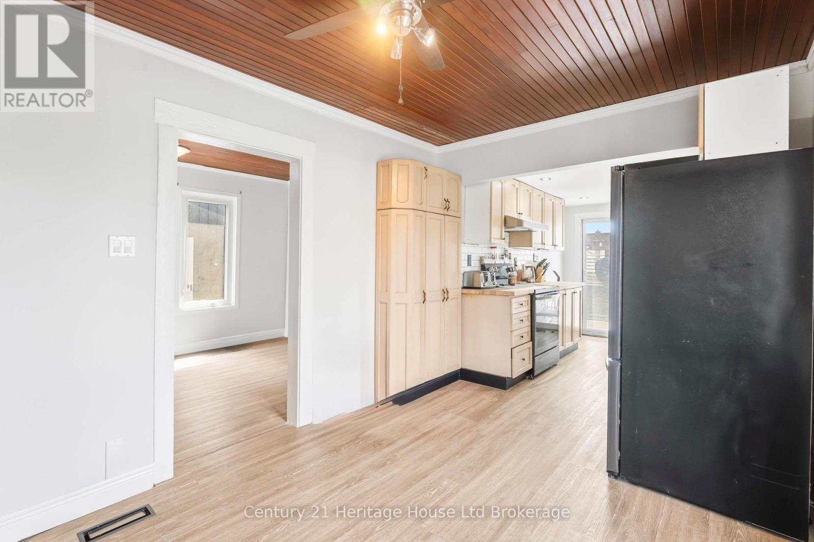34 Humboldt Parkway, Port Colborne (Killaly East), Ontario  L3K 2H2 - Photo 6 - X13156704