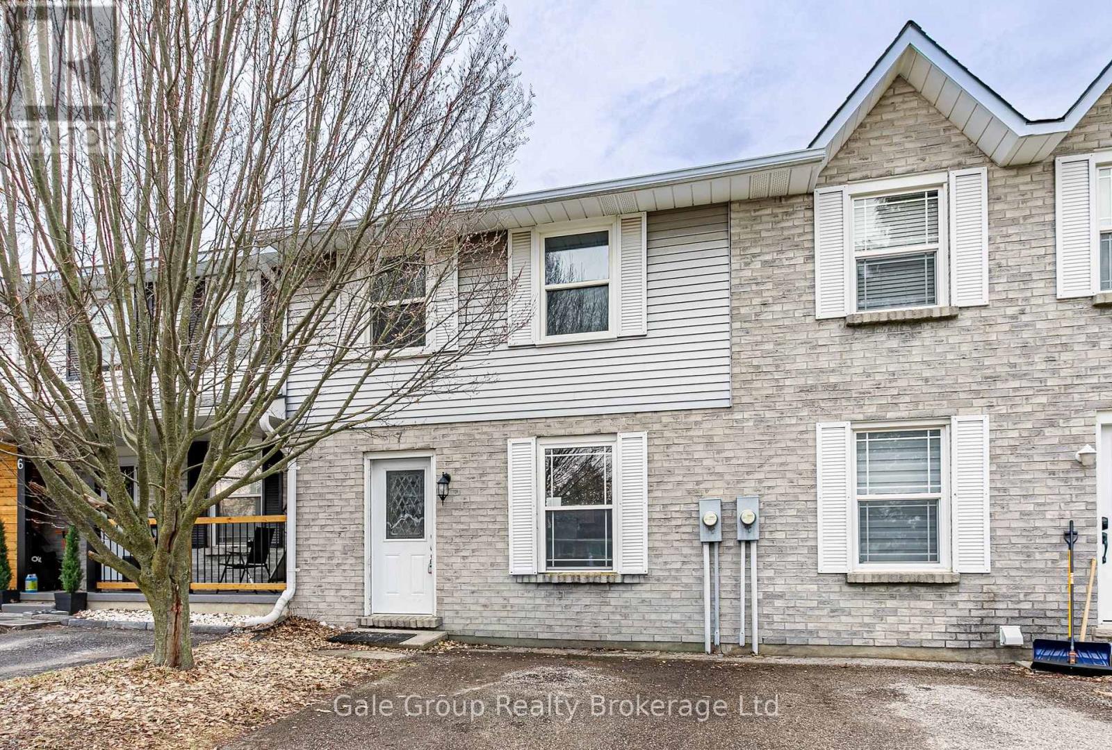 7 - 39 Blandford Street, Woodstock (Woodstock - North), Ontario  N4S 7H7 - Photo 2 - X13161096